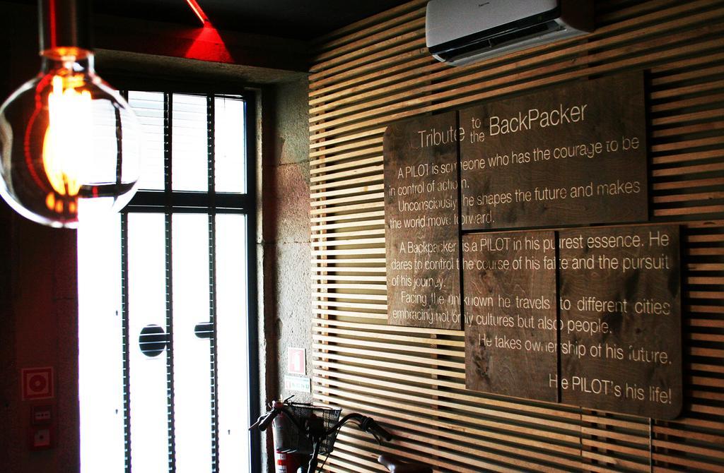 Pilot Design Hostel & Bar Porto Luaran gambar